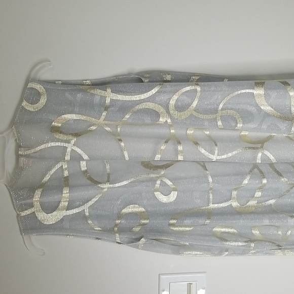 Lularoe Women's long throw over metallic sz medium - Picture 5 of 8